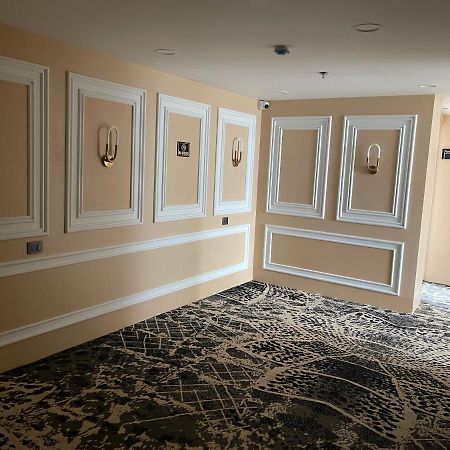 Claret Inn & Suite 戴尔豪斯 外观 照片