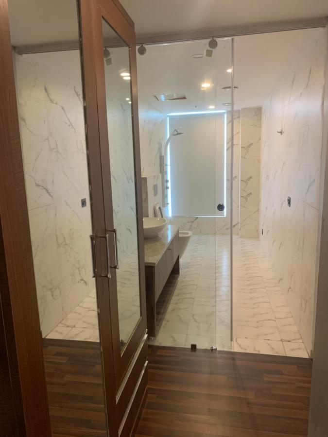Claret Inn & Suite 戴尔豪斯 外观 照片
